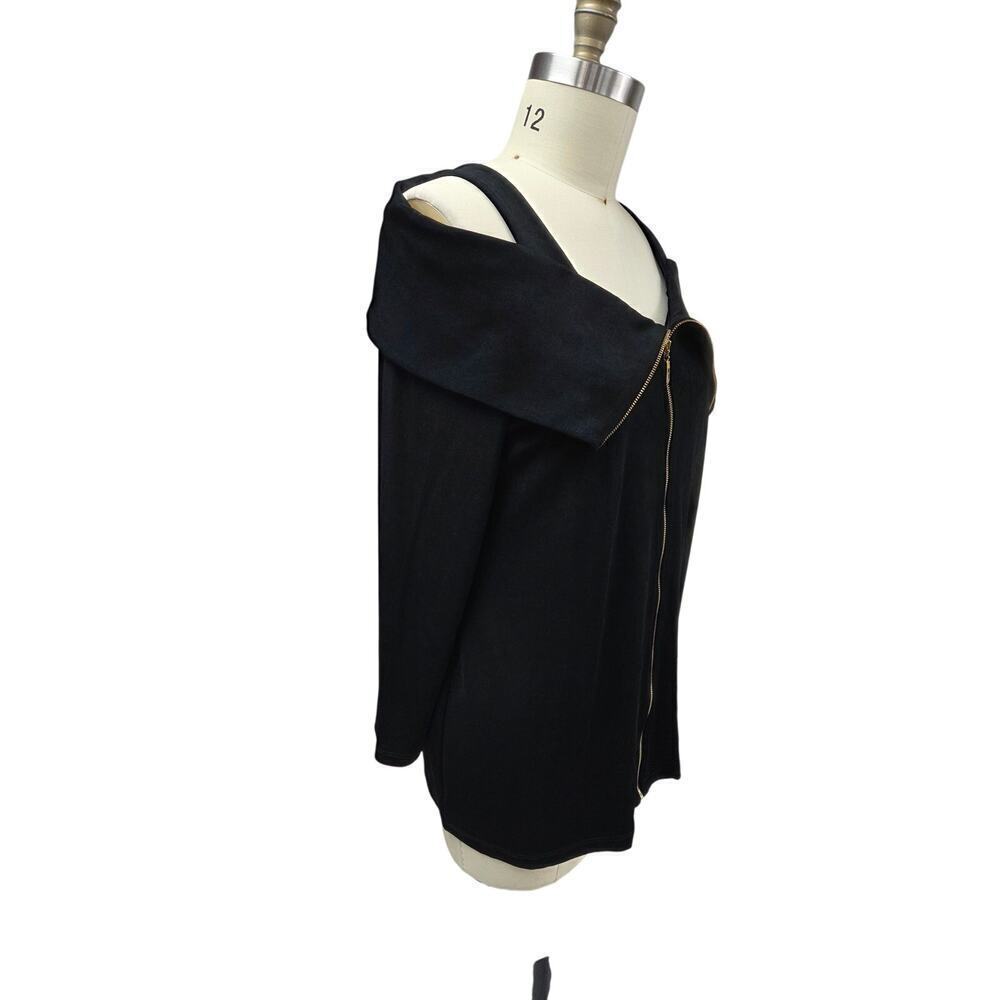 Chico’s Traveler Black Zip Front Top Size 2 Excellent